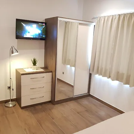 Huljić 3*