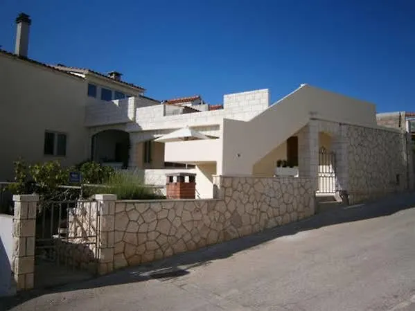 Huljic 3* Hvar Town