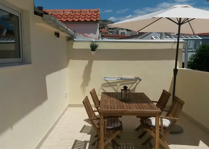 Huljic 3* Hvar Town